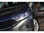 Volkswagen T-Roc 1.0 Life TSI 110pk | Virtual | Airco | Carplay | LED | Adaptive | Navigatie | Parkeersensoren