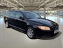 Volvo V70 2.5T Momentum Incl. BTW, Rijklaar+Garantie...