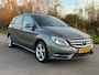 Mercedes-Benz B-klasse 200 Prestige Comfort / Automaat / Pano. dak / Stoelverwarming / Navi. / Leder / Trekhaak / Cruise Control