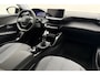 Peugeot 208 1.2 PureTech Allure 100 PK | Handgeschakeld | Camera | Mirror Screen | Navigatie | Airco | Cruise Control | Licht Metalen Velgen | 1e eigenaar | Dealer onderhouden