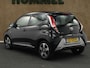 Toyota Aygo 1.0 VVT-i x-clusiv - ORIGINEEL NEDERLANDSE AUTO - KEYLESS START - CAMERA - NAVIGATIE - CLIMATE CONTROL - TOERENTELLER - BLUETOOTH - LEDEREN STUUR - MULTIFUNCTIONEEL STUUR - ELEKTRISCHE BUITENSPIEGELS