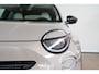 Fiat 600 600e La Prima 54 kWh | Camera | Elektrische Achterklep | Leder | Stoelverwarming | Elektrische Stoelverstelling en geheugen | Navigatie |