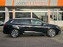 Renault Megane Estate 1.3 TCe 160 R.S. Line Sport Automaat BJ.2022 / Groot Navi / Camera / Led Kopl / Clima / 17"Lmv / Trekhaak !!