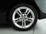 BMW 2-Serie Active Tourer 220i Automaat / M-Sportpakket / Panoramadak / HIFI / Leder / Camera / LED / Alu wielen 17 inch