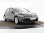 Volkswagen Golf 1.0 TSI 110pk Life · Apple/Android Car Play · Navigatie · P-Sensoren · Sfeerverlichting · 16'' Inch · Garantie t/m 20-01-2027 of 100.000km