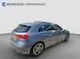 Mercedes-Benz A-klasse 180 AMG-Line | Pano | Sfeerverlichting | Head-up | Adap. Cruise | Stoelverwarming