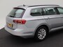 Volkswagen Passat Variant 1.5 TSi 150 Pk Automaat Comfort Business | Adaptive Cruise | Stoelverwarming | CarPlay | Achteruitrijcamera | Trekhaak | 16 Inch | 101.536 Km!!