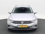 Volkswagen Passat Variant 1.5 TSi 150 Pk Automaat Comfort Business | Adaptive Cruise | Stoelverwarming | CarPlay | Achteruitrijcamera | Trekhaak | 16 Inch | 101.536 Km!!