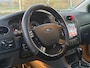 Ford Focus 1.6-16V Ghia/ AUTOMAAT/ SCHERM