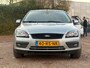 Ford Focus 1.6-16V Ghia/ AUTOMAAT/ SCHERM