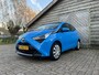 Toyota Aygo 1.0 VVT-i x-play limited | Airco | Carplay | Camera | Dealeronderhouden | Leuke kleur!! | Top!