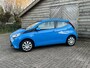 Toyota Aygo 1.0 VVT-i x-play limited | Airco | Carplay | Camera | Dealeronderhouden | Leuke kleur!! | Top!