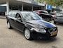 Volvo V70 2.5T 231pk Momentum Xenon Stoelverwarming voor & achter