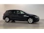Volkswagen Golf 1.0 TSI Life Business Alcantara Stoelverwarming Camera Navigatie