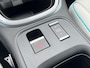 Fiat 600 54kWh 156pk Aut La Prima | Adaptive Cruise Control | Stoelverwarming | Camera | Sensoren Voor + Achter | CarPlay | Voorconditionering |