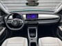Fiat 600 54kWh 156pk Aut La Prima | Adaptive Cruise Control | Stoelverwarming | Camera | Sensoren Voor + Achter | CarPlay | Voorconditionering |