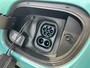 Fiat 600 54kWh 156pk Aut La Prima | Adaptive Cruise Control | Stoelverwarming | Camera | Sensoren Voor + Achter | CarPlay | Voorconditionering |