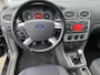 Ford Focus 1.8-16V Ambiente Flexifuel 5-Drs, Clima, Stoelvw, Voorruitvw, Navi, LM, – Inruil Mogelijk –