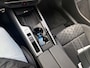 Volkswagen Passat Variant 1.5 eTSI R-Line Edition 150pk | Pano | IQ.Light | ACC | Ergo active + massage
