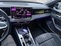 Volkswagen Passat Variant 1.5 eTSI R-Line Edition 150pk | Pano | IQ.Light | ACC | Ergo active + massage