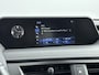 Lexus UX 250h Business Line Pro | Carplay | Stoel & Stuur verwarming | Parkeersensoren |