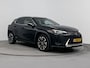 Lexus UX 250h Business Line Pro | Carplay | Stoel & Stuur verwarming | Parkeersensoren |