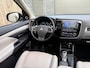 Mitsubishi Outlander 2.0 PHEV Instyle Automaat | Open dak | Leren bekleding | Stoelverwarming | Elektrische ramen voor en achter | Trekhaak | Climate & cruise control | Achteruitrijcamera