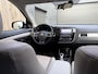 Mitsubishi Outlander 2.0 PHEV Instyle Automaat | Open dak | Leren bekleding | Stoelverwarming | Elektrische ramen voor en achter | Trekhaak | Climate & cruise control | Achteruitrijcamera