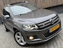 Volkswagen Tiguan 1.4 TSI R-Line Panoramadak | Leren bekleding | Elektrisch verstelbare bestuurdersstoel | Stoelverwarming | Climate & cruise control | Lane assist | Keyless entry&start | Parkeersensoren voor en achter | Achteruitrijcamera