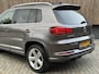 Volkswagen Tiguan 1.4 TSI R-Line Panoramadak | Leren bekleding | Elektrisch verstelbare bestuurdersstoel | Stoelverwarming | Climate & cruise control | Lane assist | Keyless entry&start | Parkeersensoren voor en achter | Achteruitrijcamera