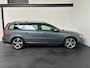 Volvo V70 2.5T Kinetic. Trekhaak. Automaat!