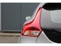 Volvo V40 2.0 T3 Nordic+, Facelift, Leren bekleding, Standkachel, 17 inch LM, Cruise Control, Parkeersensoren, Led koplamp