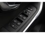 Volvo V40 2.0 T3 Nordic+, Facelift, Leren bekleding, Standkachel, 17 inch LM, Cruise Control, Parkeersensoren, Led koplamp