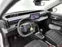 Citroën C3 1.2 Turbo 100pk Plus | Navigatie via Apple Carplay/Android Auto | Parkeersensoren Achter | Luxe Stoffen Bekleding | LED Koplampen | Comfortstoelen | Head-up Display | Airco | Cruise Control | Buitenspiegels Elektrisch Verstel -en Verwarmbaar |