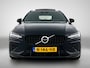 Volvo V60 2.0 T8 Plug-in Hybride AWD R-Design / Panoramadak / Leder / Navigatie / Adap. Cruise / Pdc.V+A / Stuur- Stoelverwarming / Apk 10-2025