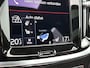 Volvo V60 2.0 T8 Plug-in Hybride AWD R-Design / Panoramadak / Leder / Navigatie / Adap. Cruise / Pdc.V+A / Stuur- Stoelverwarming / Apk 10-2025