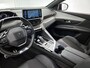 Peugeot 5008 1.2 PureTech GT 130pk | Climate Control | Navigatie | Adaptieve Cruise Control | Achteruitrijcamera | Dodehoek Bewaking | Apple Carplay/Android Auto | Voorstoelen Verwarmd |