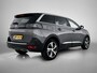 Peugeot 5008 1.2 PureTech GT 130pk | Climate Control | Navigatie | Adaptieve Cruise Control | Achteruitrijcamera | Dodehoek Bewaking | Apple Carplay/Android Auto | Voorstoelen Verwarmd |