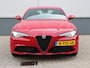 Alfa Romeo Giulia 200pk Sprint | Navigatie | Winterpack | Lederen bekleding | Achteruitrijdcamera | Electrische stoelen