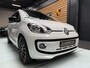 Volkswagen Up! 1.0 High up! 99DKM!! PANO!! CRUISE!! Stoelverwarming!!
