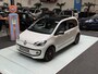 Volkswagen Up! 1.0 High up! 99DKM!! PANO!! CRUISE!! Stoelverwarming!!