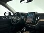 Volvo XC60 T6 Plug-in hybrid AWD Ultra Dark | Panoramadak | 360° camera | Bowers & Wilkins | Luchtvering | Head-up Display | Stoelventilatie & Verwarming | Stuurverwarming | Trekhaak