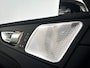 Volvo XC60 T6 Plug-in hybrid AWD Ultra Dark | Panoramadak | 360° camera | Bowers & Wilkins | Luchtvering | Head-up Display | Stoelventilatie & Verwarming | Stuurverwarming | Trekhaak