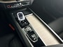 Volvo XC60 T6 Plug-in hybrid AWD Ultra Dark | Panoramadak | 360° camera | Bowers & Wilkins | Luchtvering | Head-up Display | Stoelventilatie & Verwarming | Stuurverwarming | Trekhaak