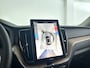 Volvo XC60 T6 Plug-in hybrid AWD Ultra Dark | Panoramadak | 360° camera | Bowers & Wilkins | Luchtvering | Head-up Display | Stoelventilatie & Verwarming | Stuurverwarming | Trekhaak
