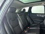 Volvo XC60 T6 Plug-in hybrid AWD Ultra Dark | Panoramadak | 360° camera | Bowers & Wilkins | Luchtvering | Head-up Display | Stoelventilatie & Verwarming | Stuurverwarming | Trekhaak