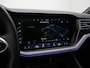 Volkswagen Touareg R 3.0 TSi 462 pk tiptronic eHybrid 4MOTION | Panoramadak | Trekhaak | Puglia leder | Head-up display | Stoelventilatie | Geheugenstoel