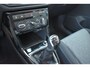 Volkswagen T-Cross Life Edition | 'App-Connect' draadloze smartphone integratie | Achterlichten LED | Afstandscontrolesysteem (Front Assist)