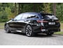 BMW 5-Serie Touring 540d xDrive M-sport | Pano | HUD | Bowers & Wilkins | Keyless | 21" | Iconic Glow | 360 | Standkachel | Adap Cruise | Veganza Zwart interieur | etc.