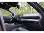 BMW 5-Serie Touring 540d xDrive M-sport | Pano | HUD | Bowers & Wilkins | Keyless | 21" | Iconic Glow | 360 | Standkachel | Adap Cruise | Veganza Zwart interieur | etc.